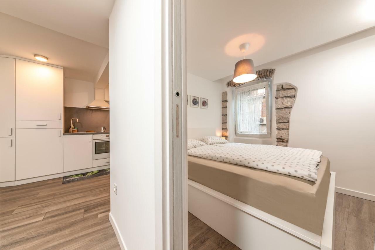 Mariva Downtown Apartment With Free Parking 로비니 외부 사진